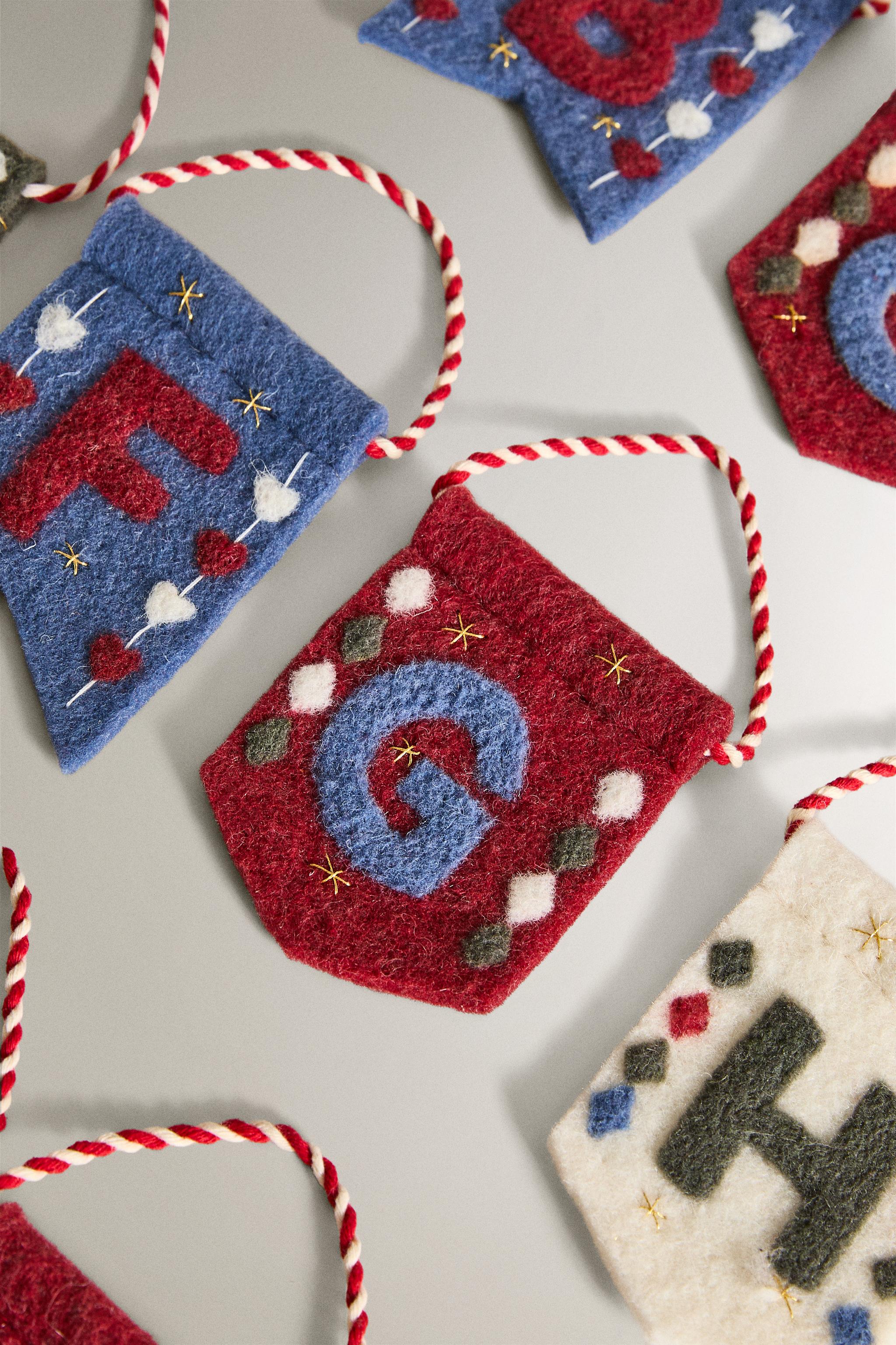 FLAG LETTER CHRISTMAS ORNAMENT (A-K)